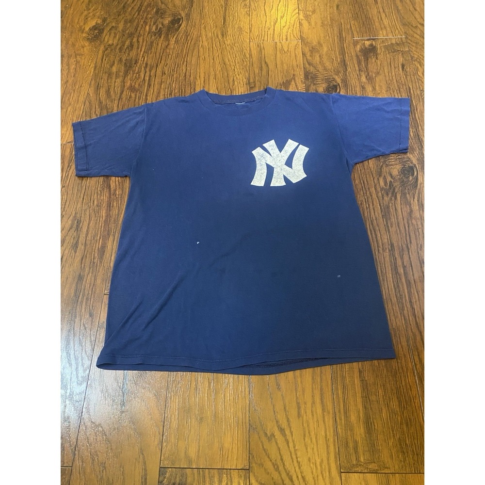 MLB New York Yankees Graphic T-Shirt Navy Blue Distressed Logo Small/Medium